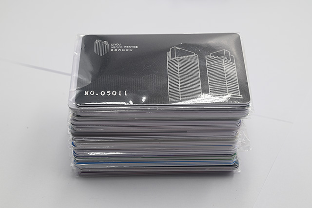 什么是异形滴胶卡，，，，，异形滴胶卡的制作