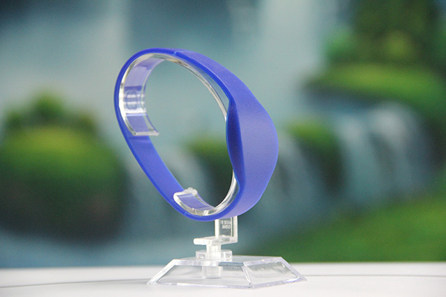 IC腕带芯片和NFC有什么区别？？？？