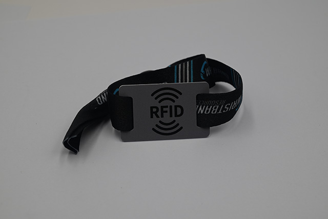 壹定发为医院提供感应式IC医院就诊卡，，，，，，利益多