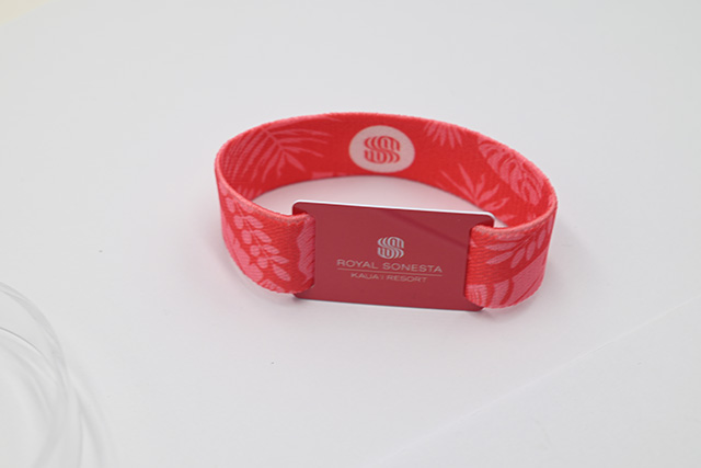 智能id卡与智能ID卡有什么区别？？？？？