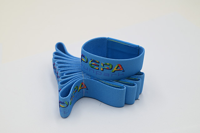 校园卡效劳是一项亲民工程，，，对住民来说很是利便实惠