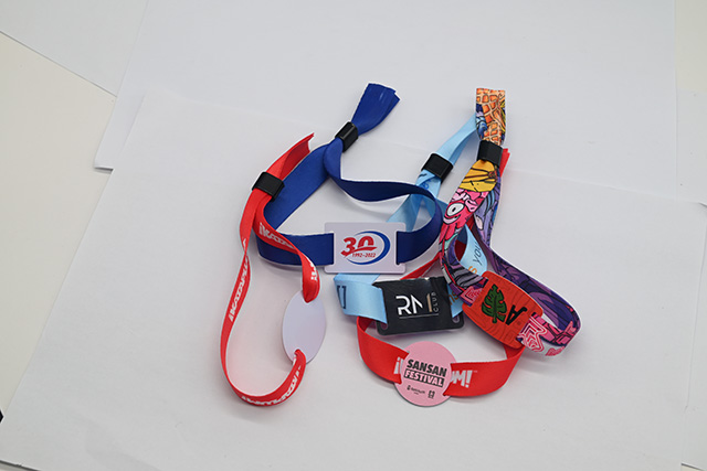 医院就诊卡的制作流程是什么呢？？？？